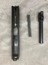 GLOCK 17 Gen 2 9MM LUGER (9X19 PARA) - 2 of 3