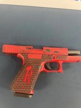 GLOCK 19
Gen 3 9MM LUGER (9X19 PARA) - 3 of 3