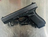GLOCK 22 G22 GEN 4 .40 S&W - 2 of 3