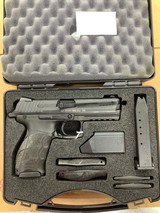 HECKLER & KOCH HK P30L .40 S&W - 1 of 2