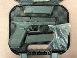 GLOCK Glock 17 MOS 9MM LUGER (9X19 PARA) - 1 of 3