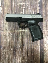 SMITH & WESSON SW40VE .40 S&W - 1 of 3