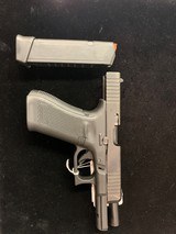 GLOCK 17 Gen 5 9MM LUGER (9X19 PARA) - 1 of 3