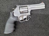 SMITH & WESSON 686-6 .357 MAG