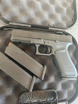 GLOCK 17 GEN 5 9MM LUGER (9X19 PARA) - 2 of 3