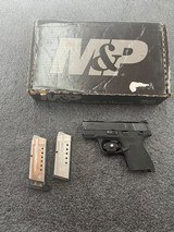 SMITH & WESSON M&P 9 SHIELD M2.0 9MM LUGER (9X19 PARA) - 1 of 3