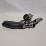 SMITH & WESSON 686-6 .357 MAG - 2 of 3