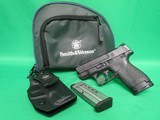 SMITH & WESSON M&P 40 SHIELD .40 S&W - 1 of 3