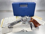 SMITH & WESSON Model 686, No Dash, Pre Lock, 6" Barrel, Factory Grips, Stainless Steel .357 MAG - 1 of 3