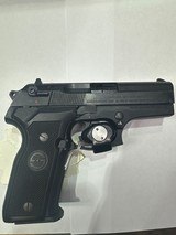 STOEGER COUGAR 8040F .40 S&W - 1 of 2