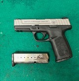 SMITH & WESSON SD9VE 9MM LUGER (9X19 PARA) - 1 of 1