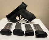 SMITH & WESSON M&P 40 SHIELD .40 S&W - 1 of 3