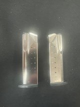 SMITH & WESSON SD40VE .40 S&W - 2 of 3