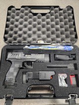 WALTHER PDP 4in w/2 Mags, Case, Speedloader 9MM LUGER (9X19 PARA) - 1 of 3