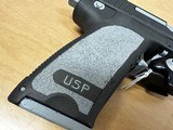 HECKLER & KOCH HK USP .45 ACP - 3 of 3
