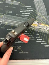 SIG SAUER SP2022 9MM LUGER (9X19 PARA) - 2 of 3