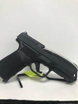 SPRINGFIELD ARMORY HELLCAT PRO 9MM LUGER (9X19 PARA) - 2 of 3