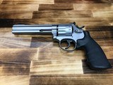 SMITH & WESSON 617 6" .22 LR - 3 of 3