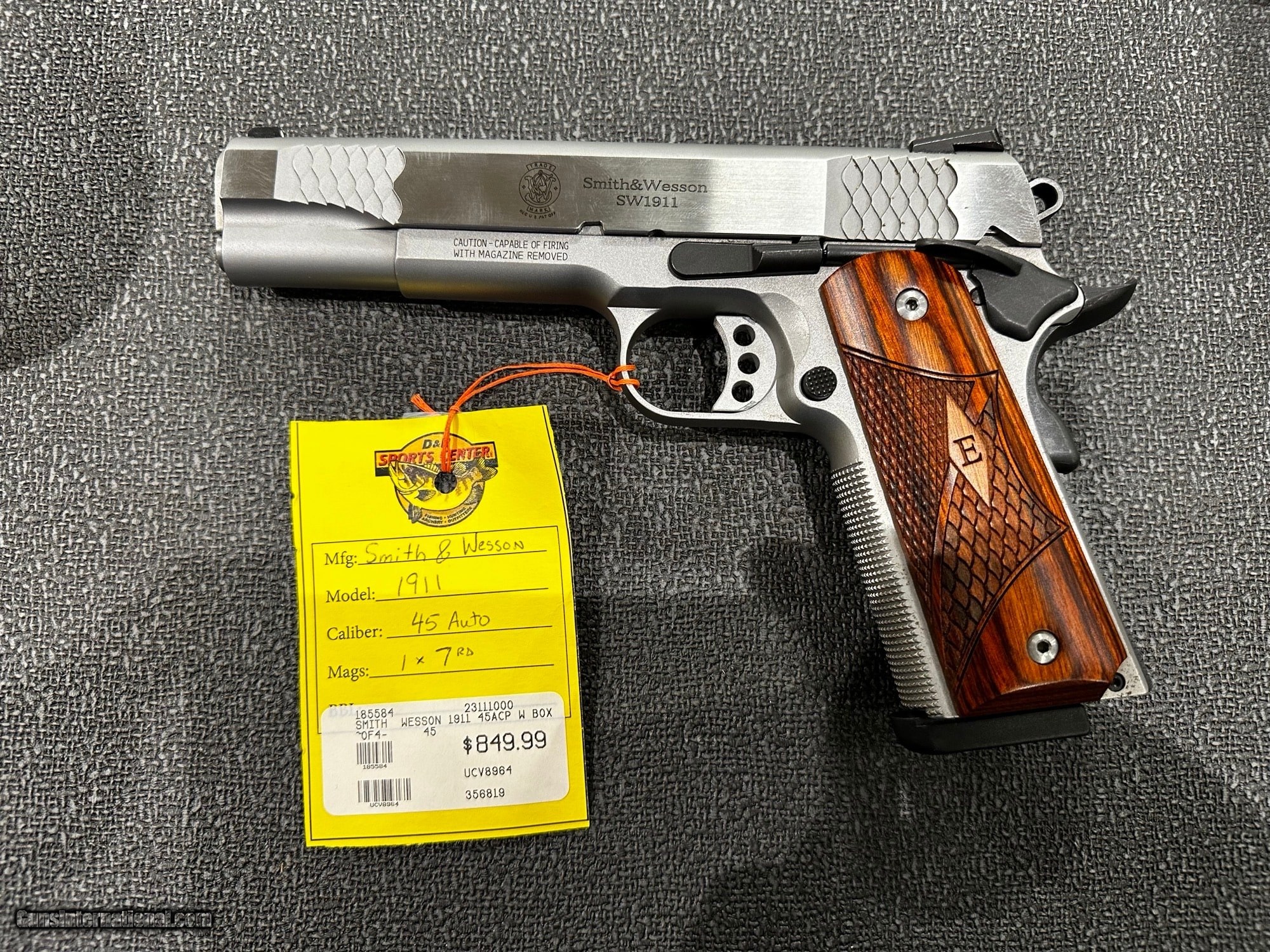 SMITH & WESSON 1911 .45 ACP