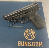 SMITH & WESSON M&P40 M2.0 .40 S&W - 1 of 3