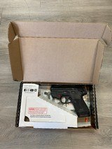 SMITH & WESSON M&P 9 SHIELD M2.0 9MM LUGER (9X19 PARA) - 1 of 3