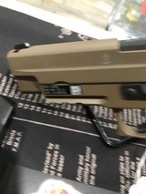 SIG SAUER P226 9MM LUGER (9X19 PARA) - 2 of 3