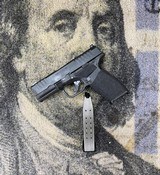 SPRINGFIELD HELLCAT PRO OSP 9MM LUGER (9X19 PARA) - 1 of 3