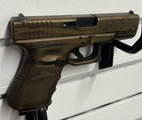 GLOCK G19 GEN 3 9MM LUGER (9X19 PARA) - 1 of 3