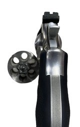 SMITH & WESSON 686-3 .357 MAG - 3 of 3