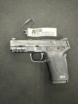 SMITH & WESSON M&P 9 SHIELD EZ 9MM LUGER (9X19 PARA) - 1 of 3