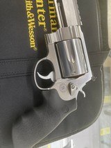 SMITH & WESSON PERFORMANCE CENTER MODEL 460 .460 S&W MAGNUM - 2 of 3