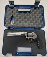SMITH & WESSON 686 .357 MAG - 1 of 3