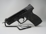SMITH & WESSON M&P40 2.0 .40 S&W - 1 of 3
