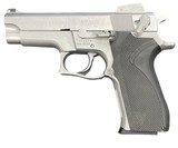 SMITH & WESSON 5906 9MM LUGER (9X19 PARA) - 1 of 3