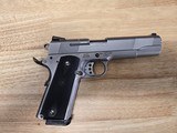 SMITH & WESSON Smith & Wesson 1911 E Series SW1911 stainless .45 ACP - 2 of 3