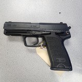 HECKLER & KOCH H&K USP .40 .40 S&W - 1 of 1