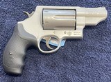 SMITH & WESSON GOVERNOR .45 LC/.410 GA - 1 of 3