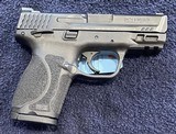 SMITH & WESSON M&P 2.0 40 .40 S&W - 1 of 1