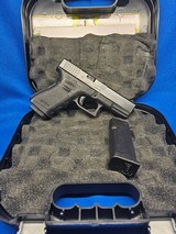 GLOCK G23 GEN3 .40 S&W - 1 of 3
