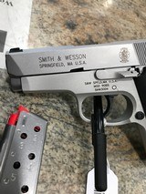 SMITH & WESSON 908S 9MM LUGER (9X19 PARA) - 2 of 3