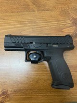 BERETTA APX 9MM LUGER (9X19 PARA) - 1 of 3