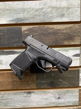 SPRINGFIELD ARMORY HELLCAT 9MM LUGER (9X19 PARA) - 2 of 3