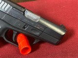 TAURUS 740 SLIM sub compact .40 S&W - 3 of 3