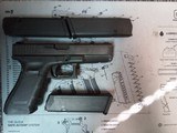 GLOCK 17 GEN 4 9MM LUGER (9X19 PARA) - 1 of 2
