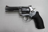 SMITH & WESSON 686-6 PLUS .357 MAG - 1 of 3