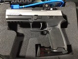 SIG SAUER P320F 9MM LUGER (9X19 PARA) - 1 of 3