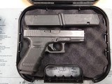 GLOCK 19 GEN 4 9MM LUGER (9X19 PARA) - 1 of 3