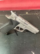 SMITH & WESSON 5906 9MM LUGER (9X19 PARA) - 2 of 3