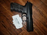HECKLER & KOCH P30L .40 S&W - 2 of 2
