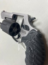 TAURUS DEFENDER 605 .357 MAG - 2 of 3